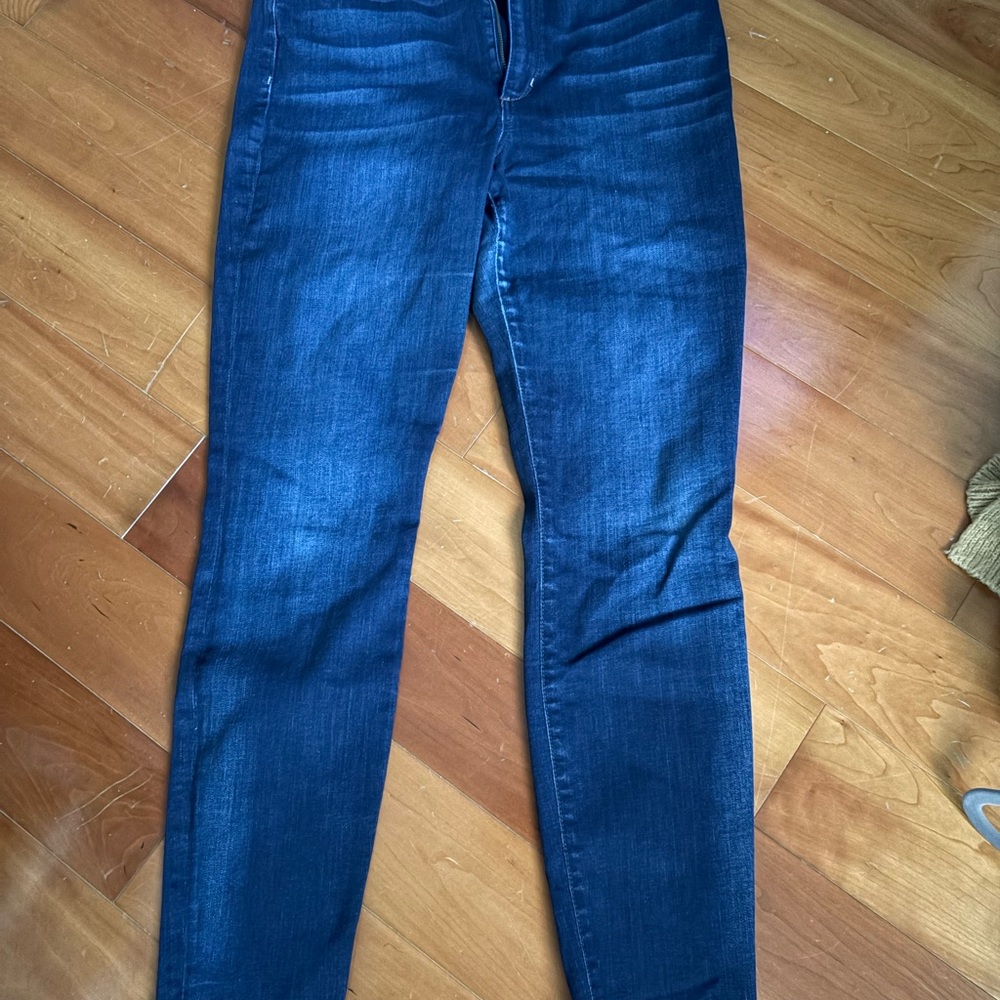 Joe’s Jeans High Rise Ankle Classic Dark Blue Jeans